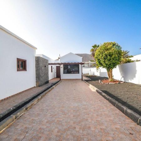 Agradable Y Familiar Con Piscina Casa Inima Vila Playa Blanca  Exterior foto