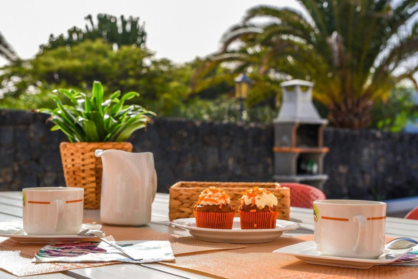 Agradable Y Familiar Con Piscina Casa Inima Vila Playa Blanca  Exterior foto