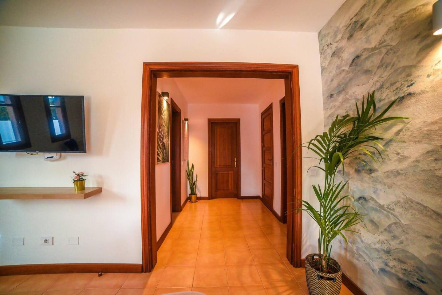 Agradable Y Familiar Con Piscina Casa Inima Vila Playa Blanca  Exterior foto